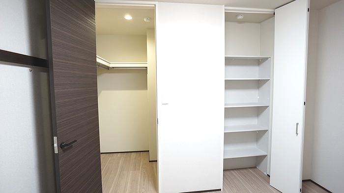 ブラン　ノワール 302号-12