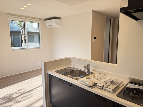 プレミアコート 102号-2