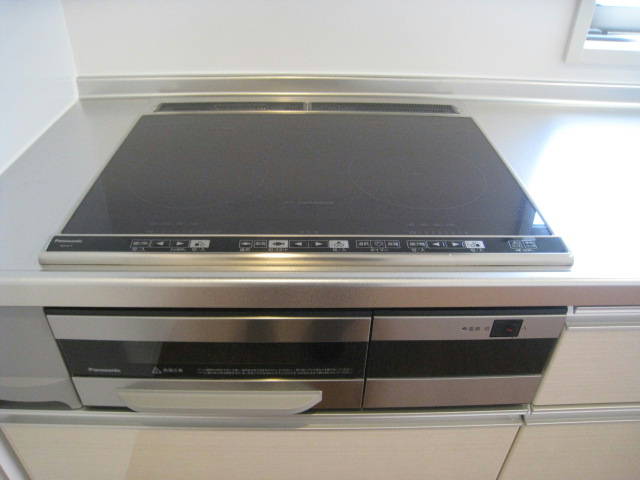 サンヒルズ光陽 301号-6