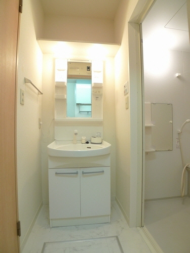 エアポート レジデンス 201号-9