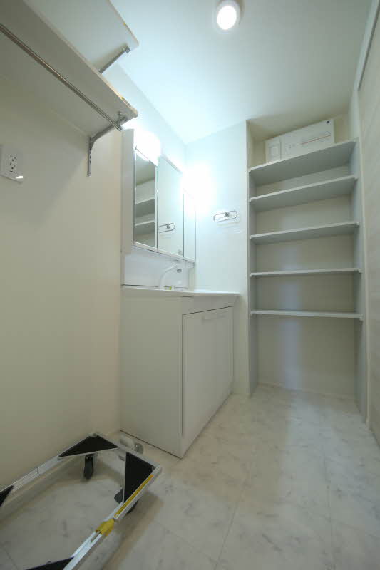 Wing Court 赤塚新町 103号-8