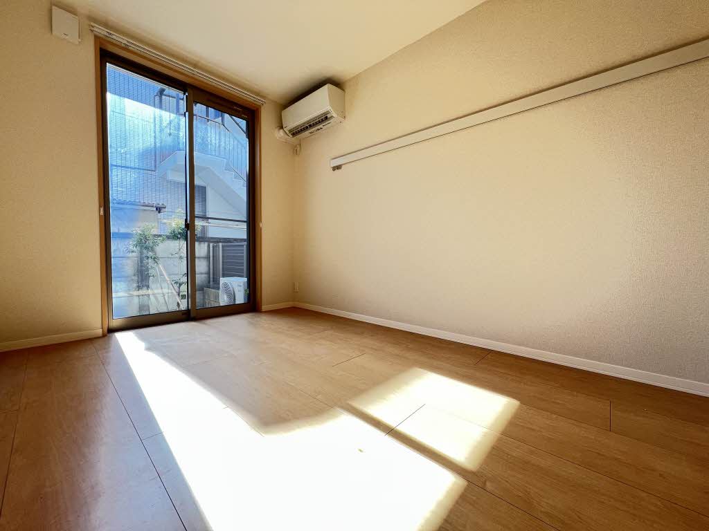 シャーメゾン杏 103号-5