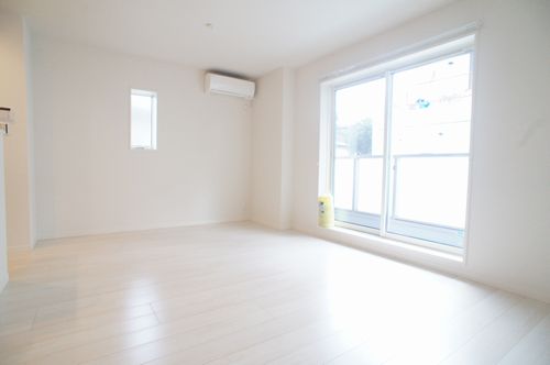 ｂｏｎｈｅｕｒ　板橋本町 203号-3