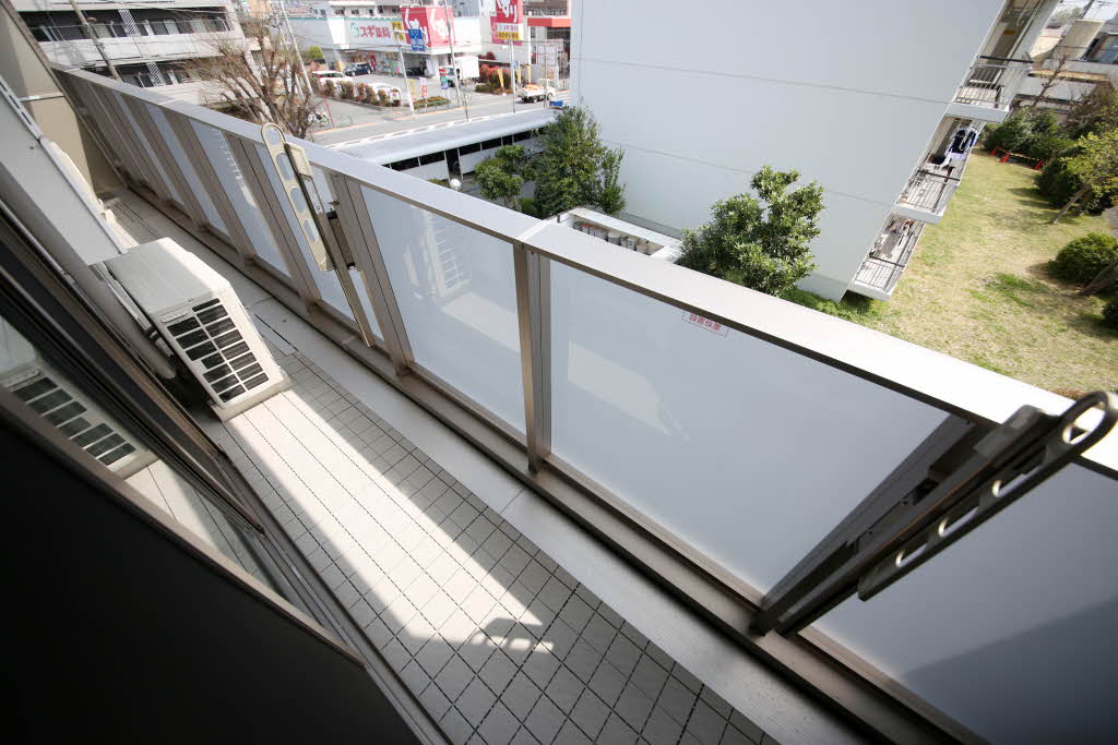 ＧＲＡＮＤＥ　ＣＥＲＥＺＯ　ＰＡＴＩＯ 303号-10