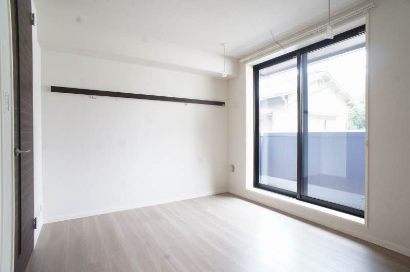 Crane Terrace 105号-11