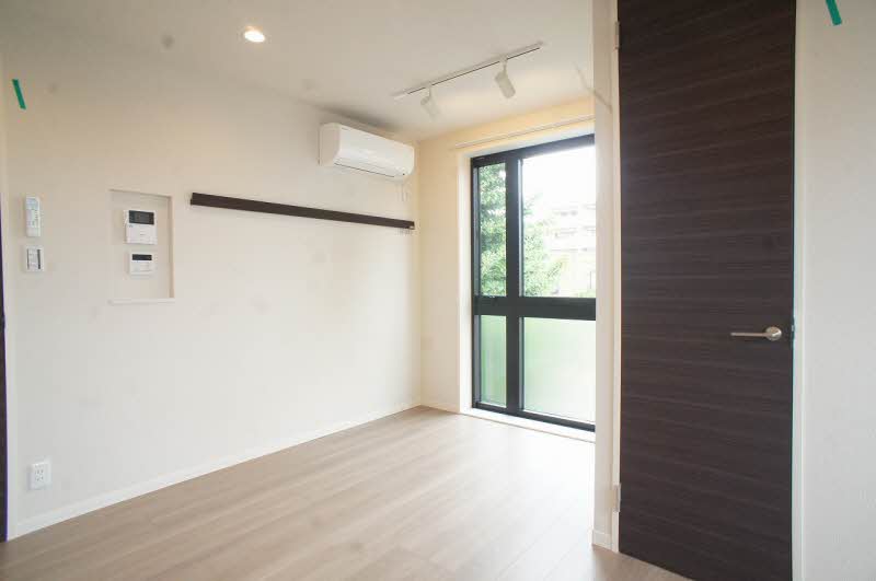 Crane Terrace 201号-2