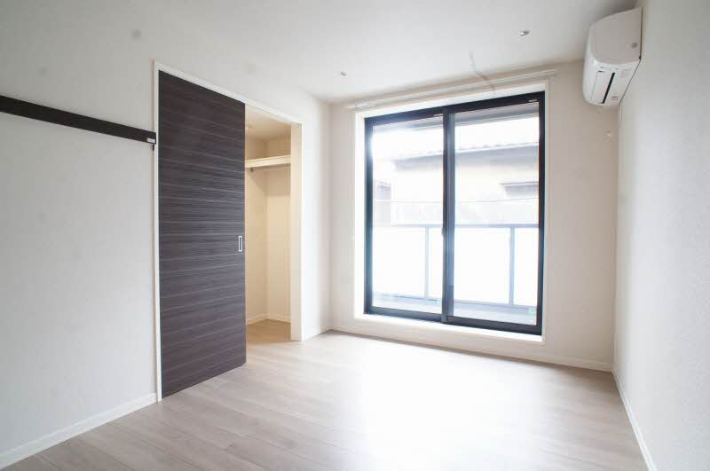 Ｃｒａｎｅ　Ｔｅｒｒａｃｅ 203号-2