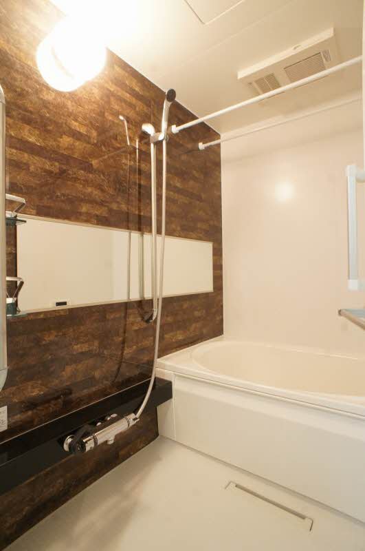 Ｃｒａｎｅ　Ｔｅｒｒａｃｅ 203号-4