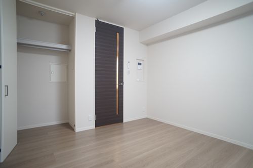 Crane Terrace 205号-4