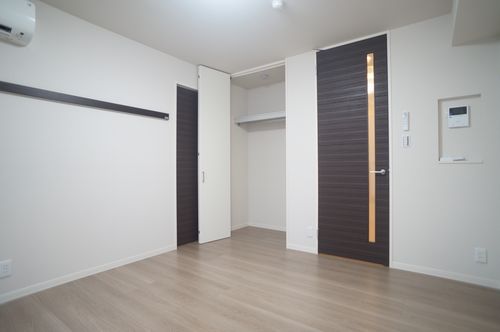 Crane Terrace 205号-5