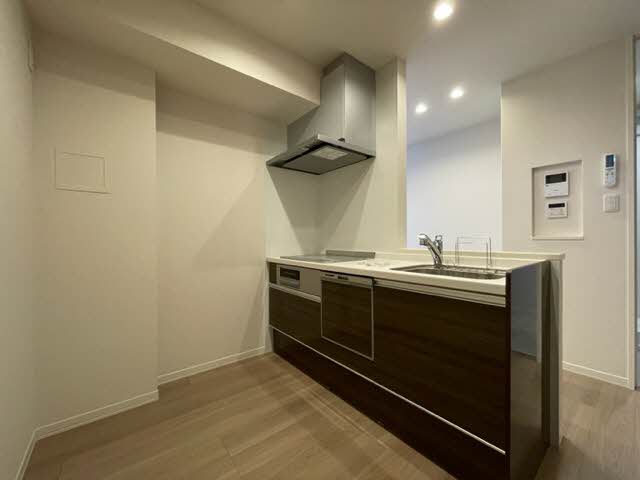 メゾン　ド　ラーミア 201号-4