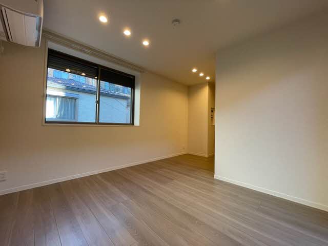 メゾン　ド　ラーミア 201号-8