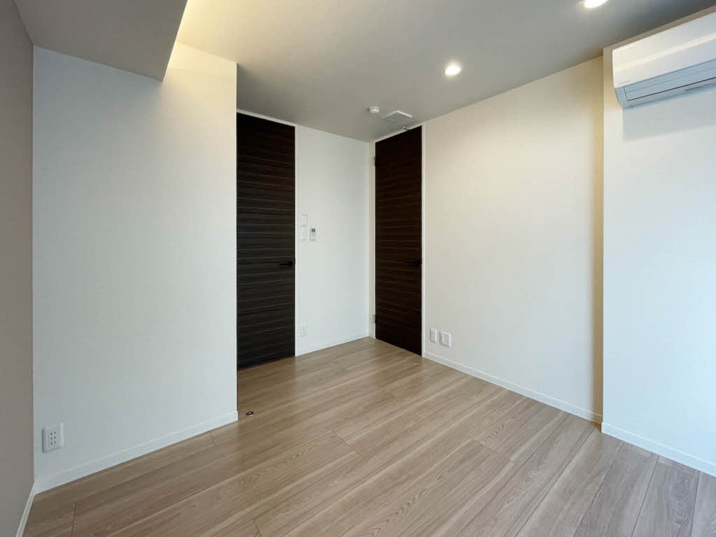 ヴィラ　ノワール 201号-5