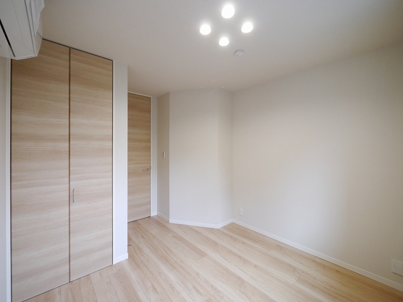 カーサ・ベル千早 A号-6