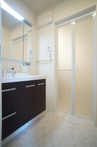 エスト梅屋敷 301号-8