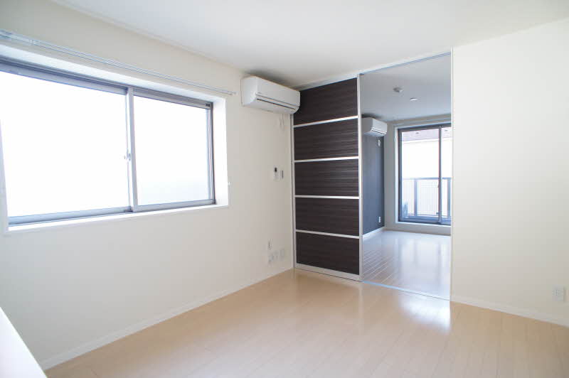 ヴァイセスハウス 201号-2