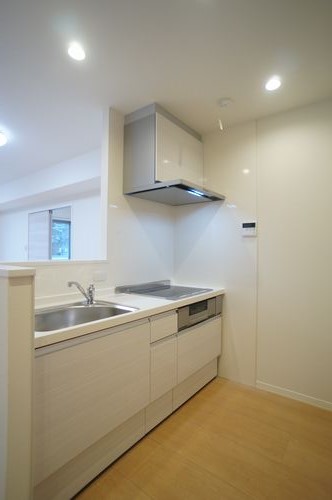 ウインズフォレスト 301号-5