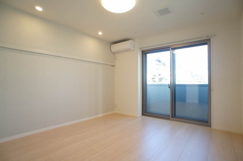 ヴィラ・コート 106号-3