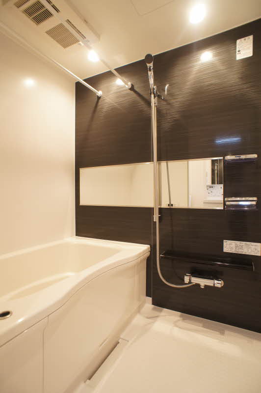 ヴィラ・コート 303号-9