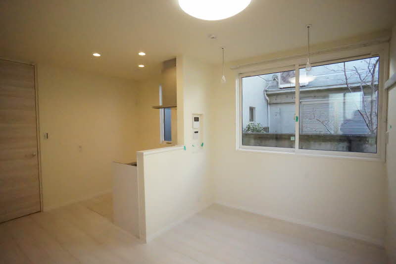 フォーフラッツ代々木上原 101号-2