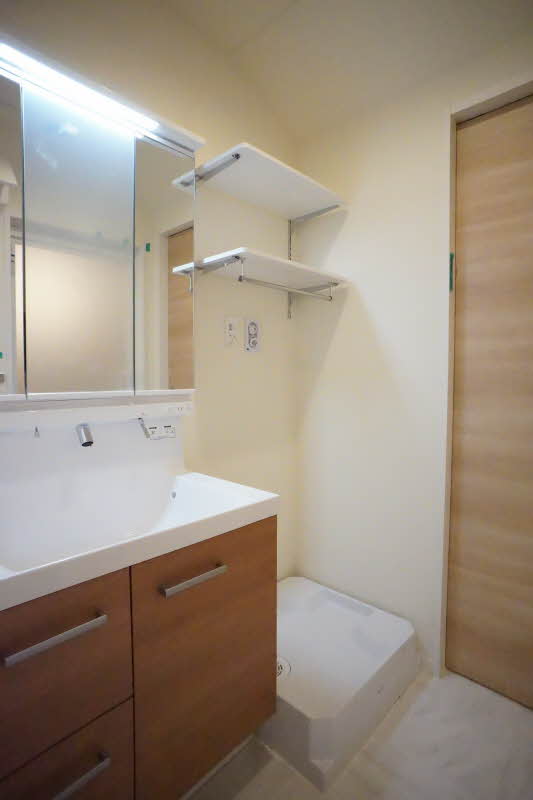 フォーフラッツ代々木上原 201号-13