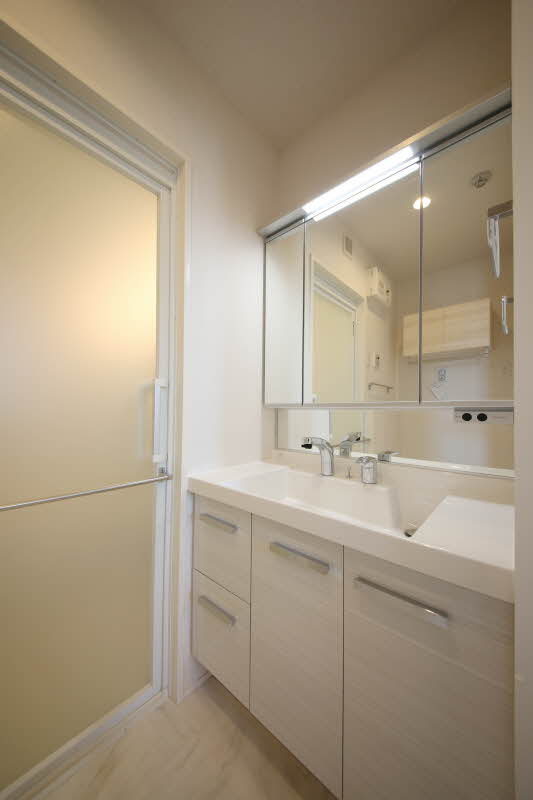 Ｌａ　Ｐｏｒｔｅ　Ｏｔｏｗａ 302号-6