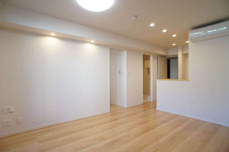 ７　Ｓ．Ｔ　Ｉｚｕｍｉ 102号-5