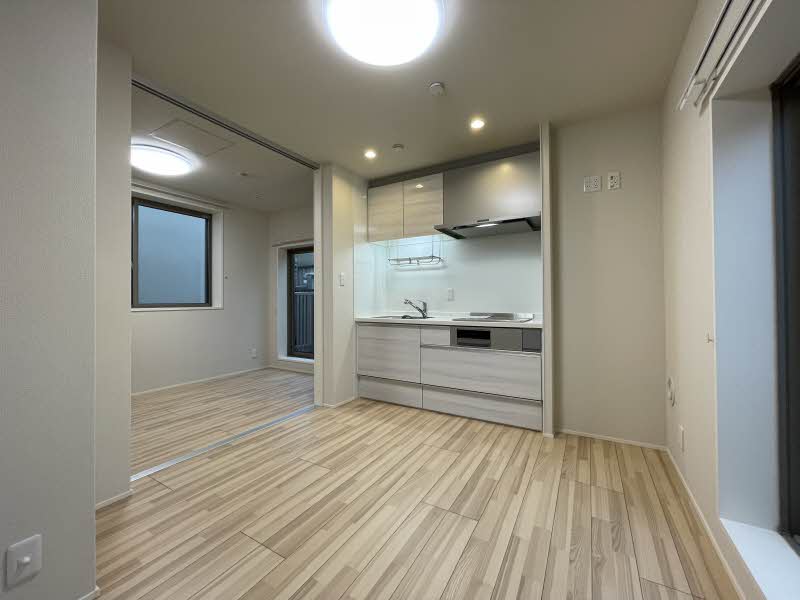 Ｃｏｍｆｏｒｚａ雑色 301号-2