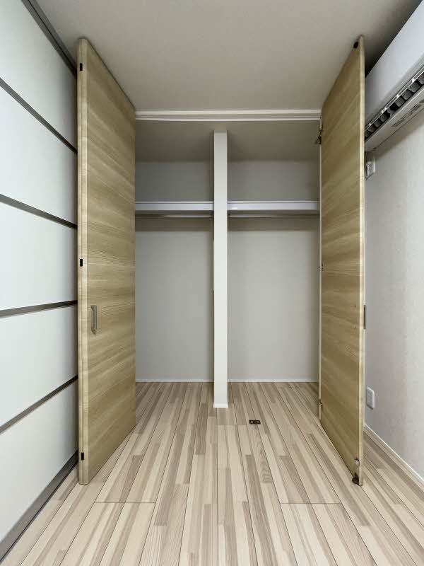 Ｃｏｍｆｏｒｚａ雑色 301号-4