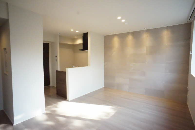 プレミアス弦巻 302号-2