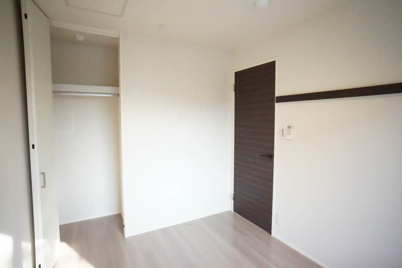 プレミアス弦巻 302号-8