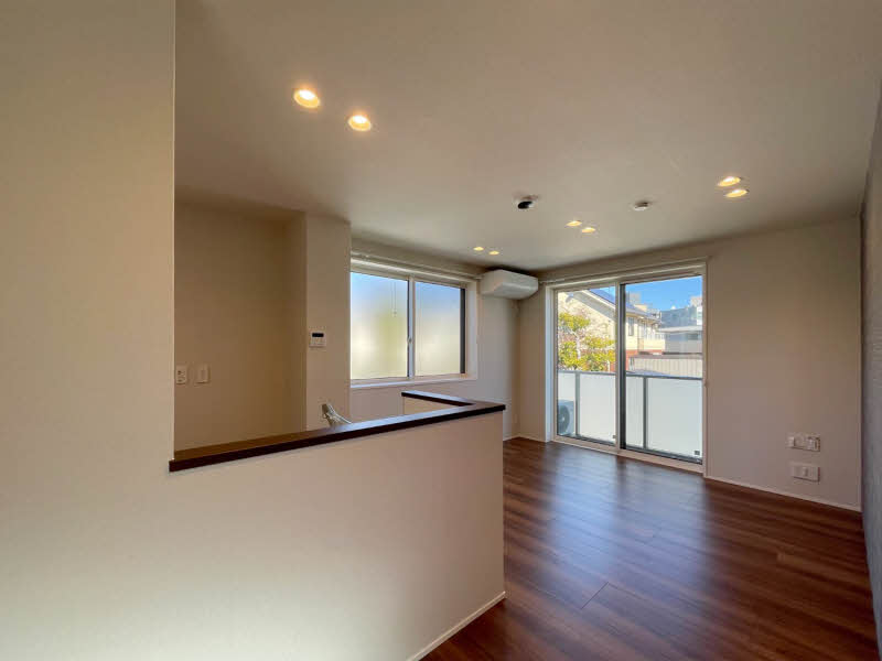 ピーディー　スタナン 201号-2