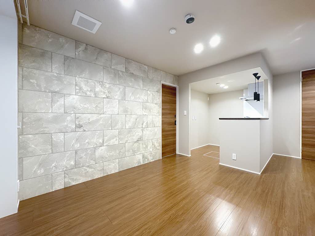 エメ　ラ　ファミーユ 101号-3