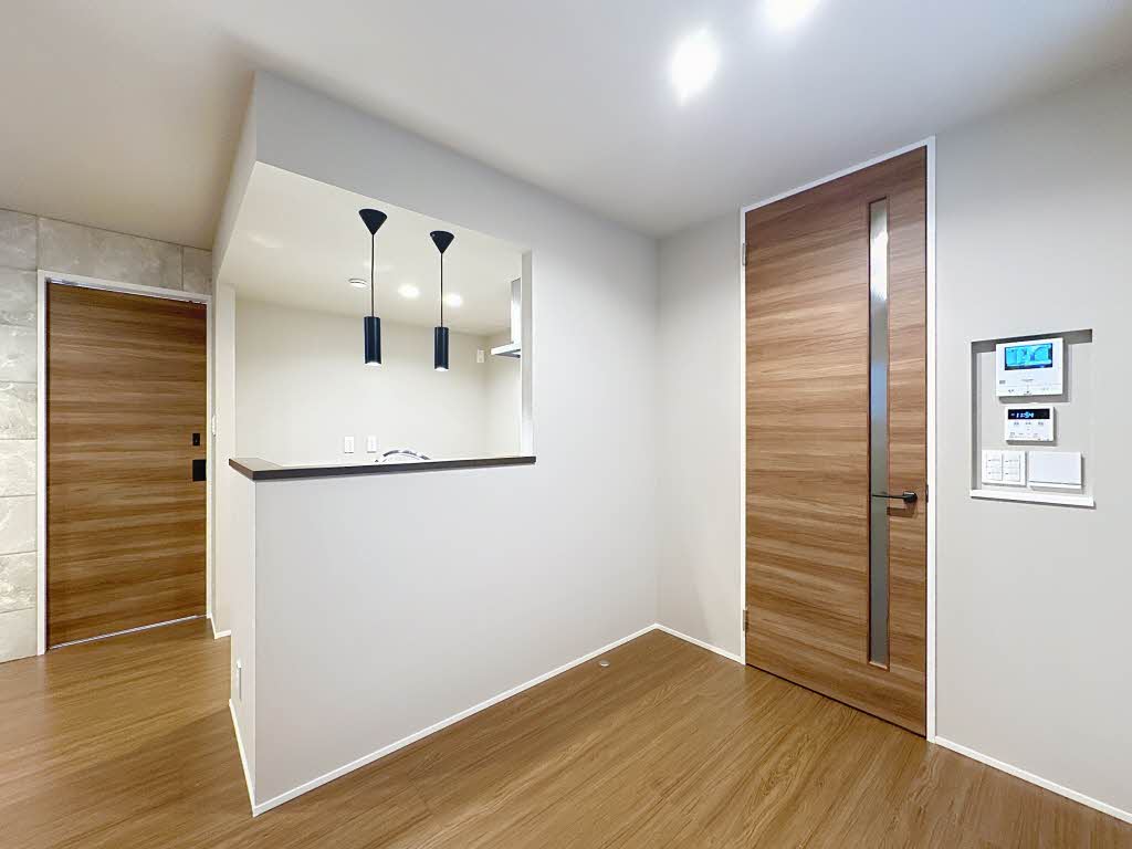 エメ　ラ　ファミーユ 101号-6