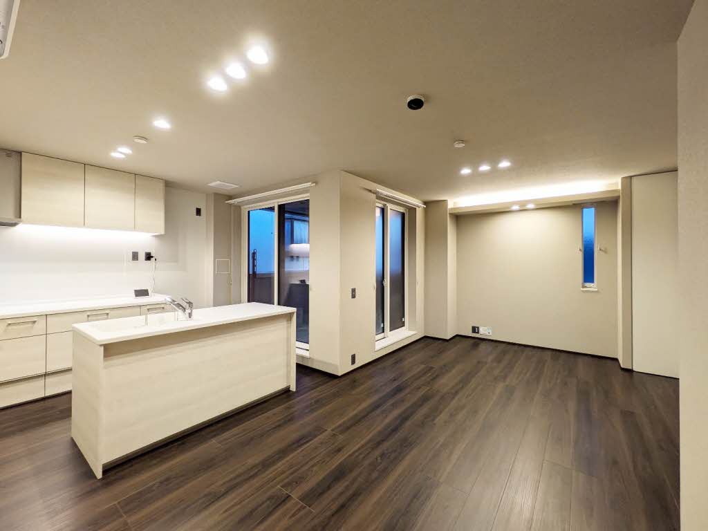 メゾン　ド　ミューズ 302号-2