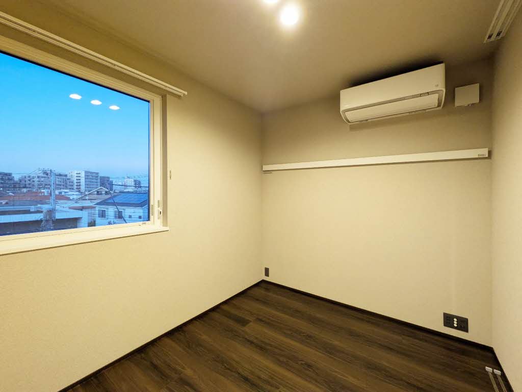 メゾン　ド　ミューズ 302号-6