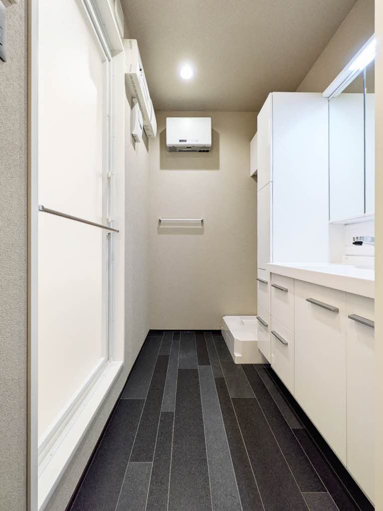 メゾン　ド　ミューズ 302号-9