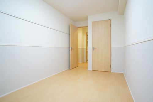 グローリー　コート 102号-7