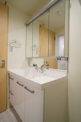 グローリー　コート 102号-8