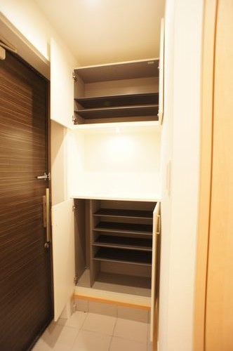 プラザエノモトⅢ 106号-9