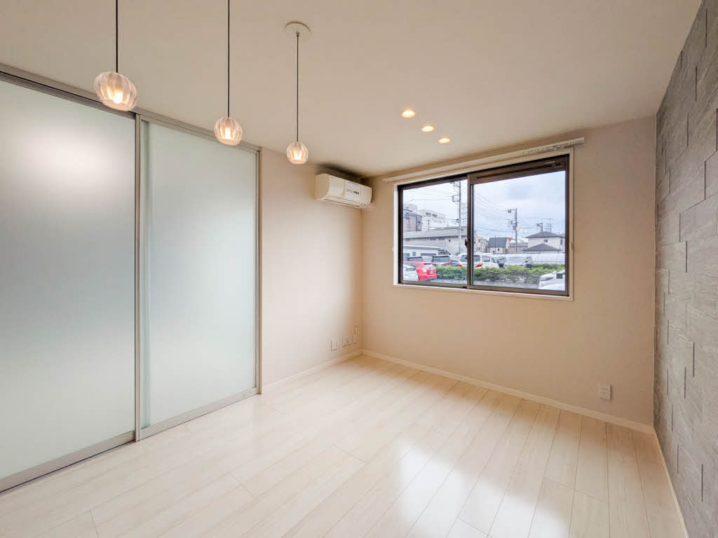 ＨＩＫＡＲＩ　ＥＡＳＴ 101号-5
