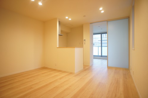 El Cerezo 根津 203号-2