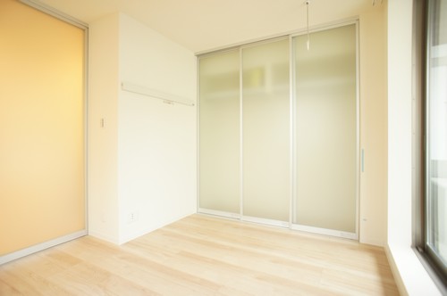 El Cerezo 根津 203号-9