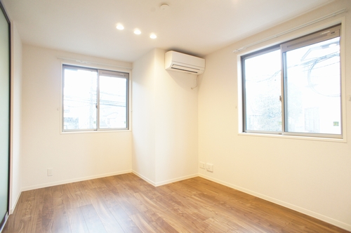 ＯＬＩＶＥ　Ⅱ 202号-4