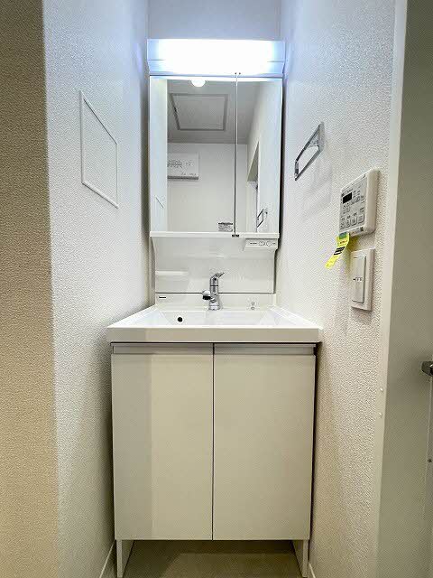 ウェルデンス根岸 201号-11