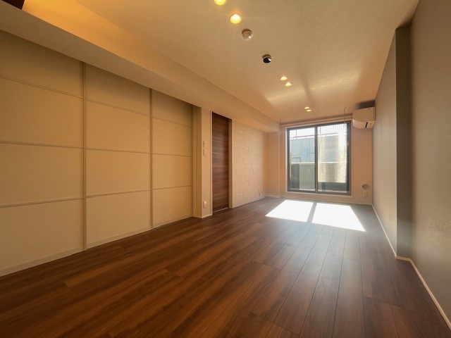 グラン　グルナード 303号-2