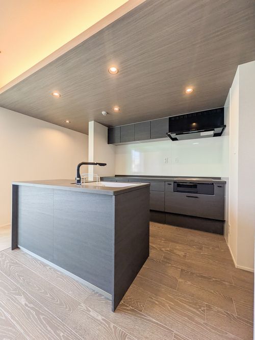 ヒュッゲ　ヤード 206号-3