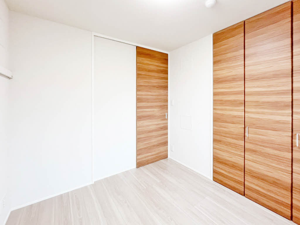 アルビオン　コート 101号-5