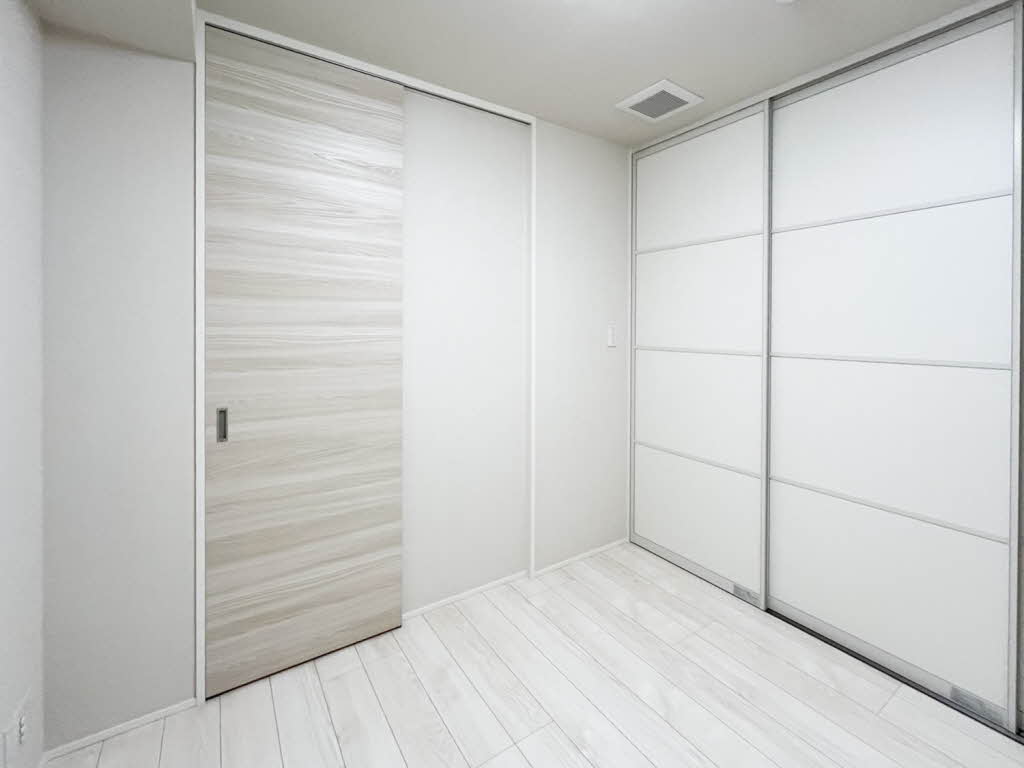 アルビオン　コート 105号-7