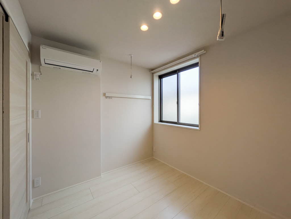 アルビオン　コート 207号-8